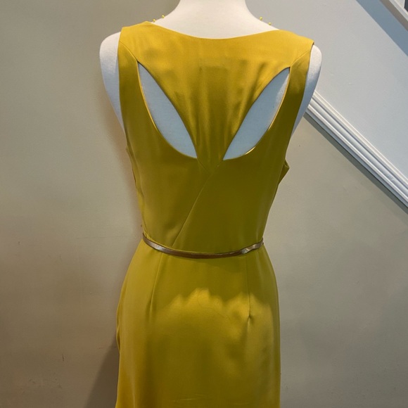 Oasis Mustard Crepe Mini Dress - Picture 7 of 9